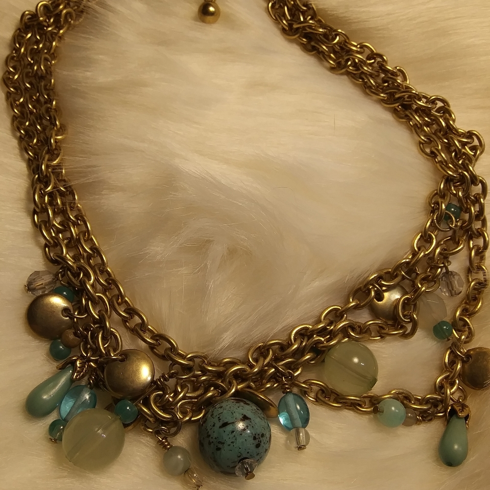Gold tone necklace with Turquoise beads